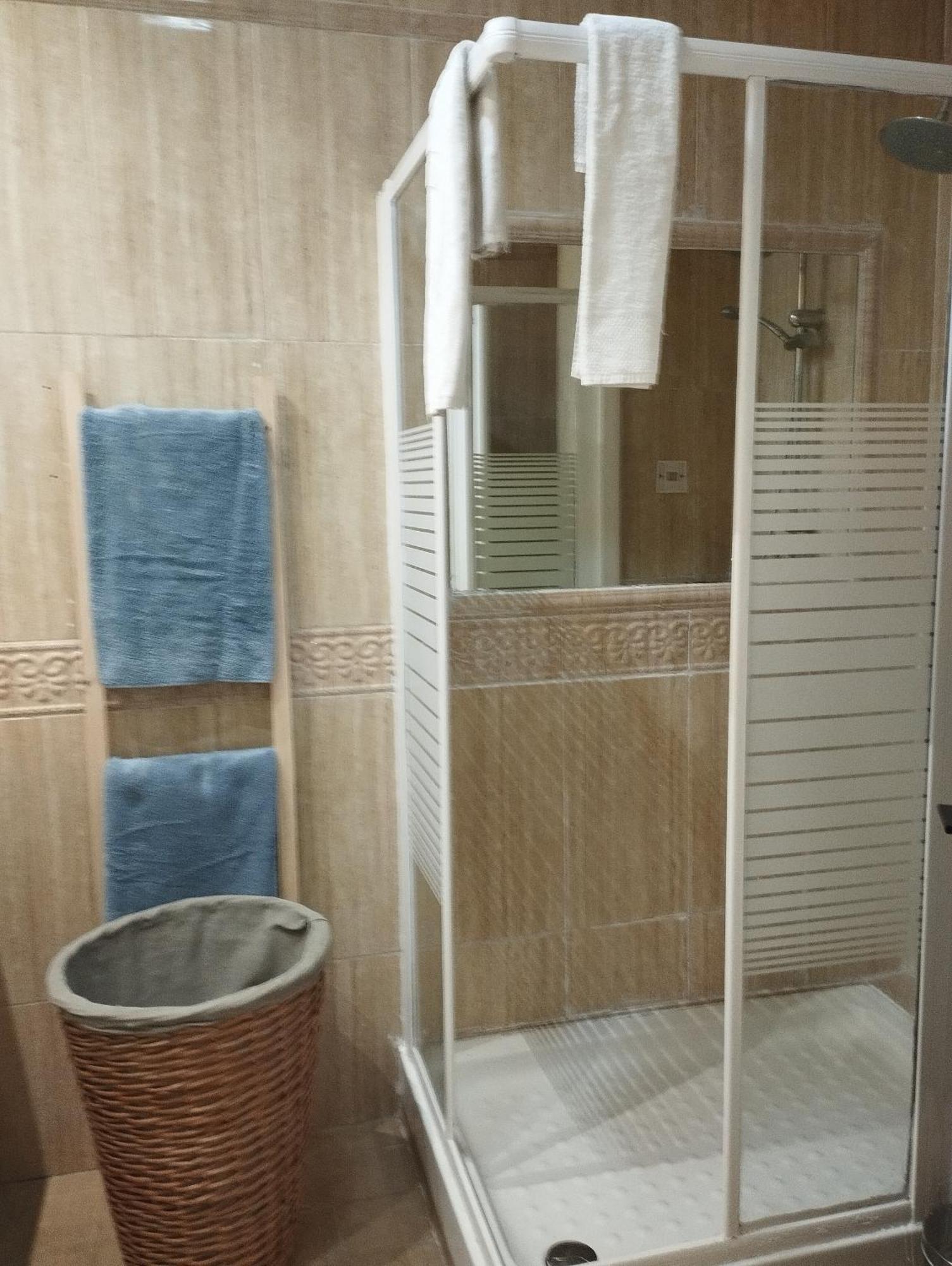 Port House, Paseo Maritimo,A Un Minuto Playa Apartment Fuengirola Bagian luar foto